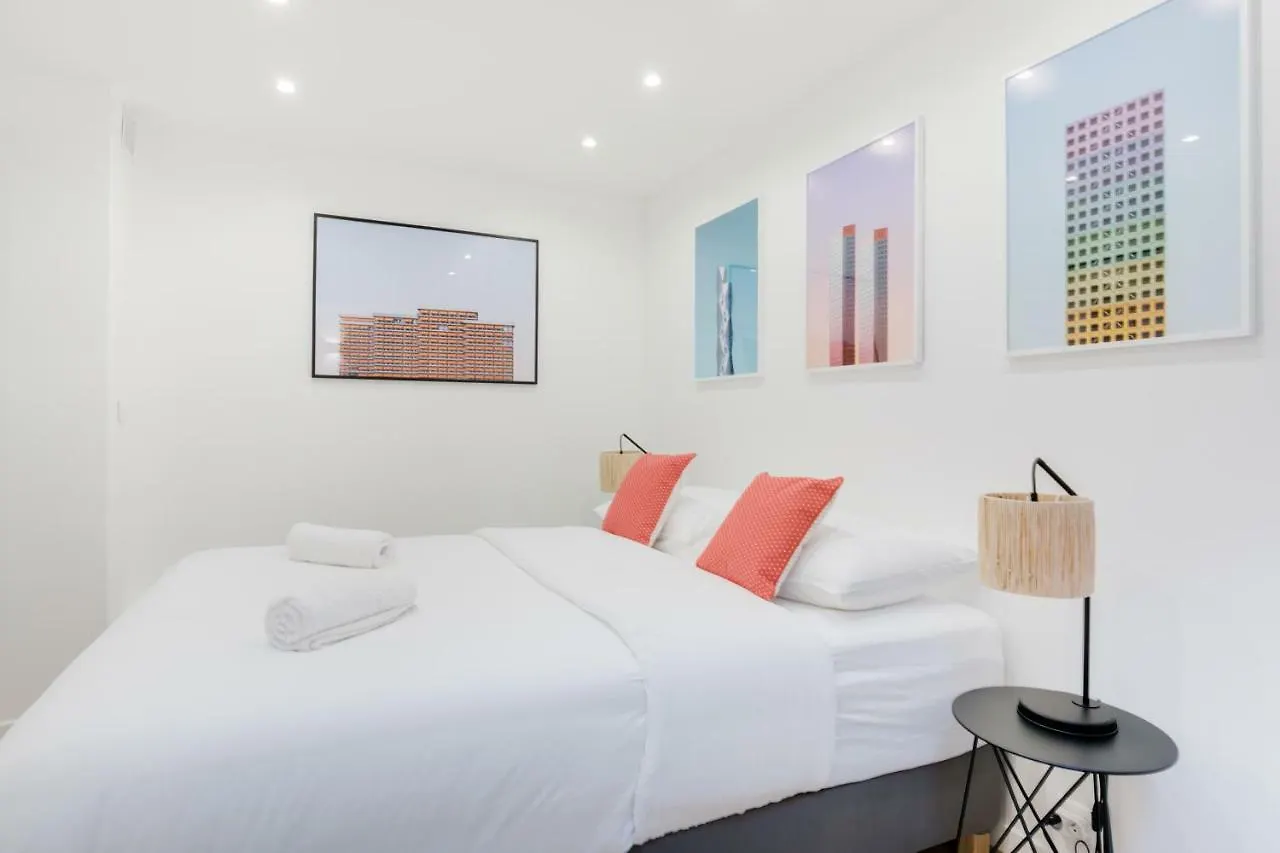 Loft Design For 8 People In Heart Of Апартаменты Париж